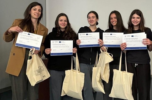 1η θέση στο "International EU-CONEXUS School Contest" για το Γυμνασίου Κολλεγίου Ψυχικού